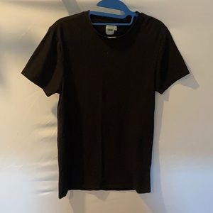 BLACK T SHIRT